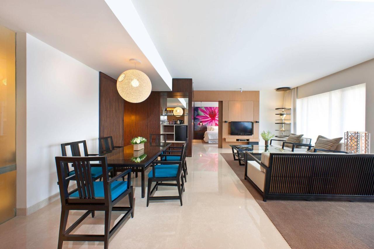 The Westin Hyderabad Mindspace Exterior foto