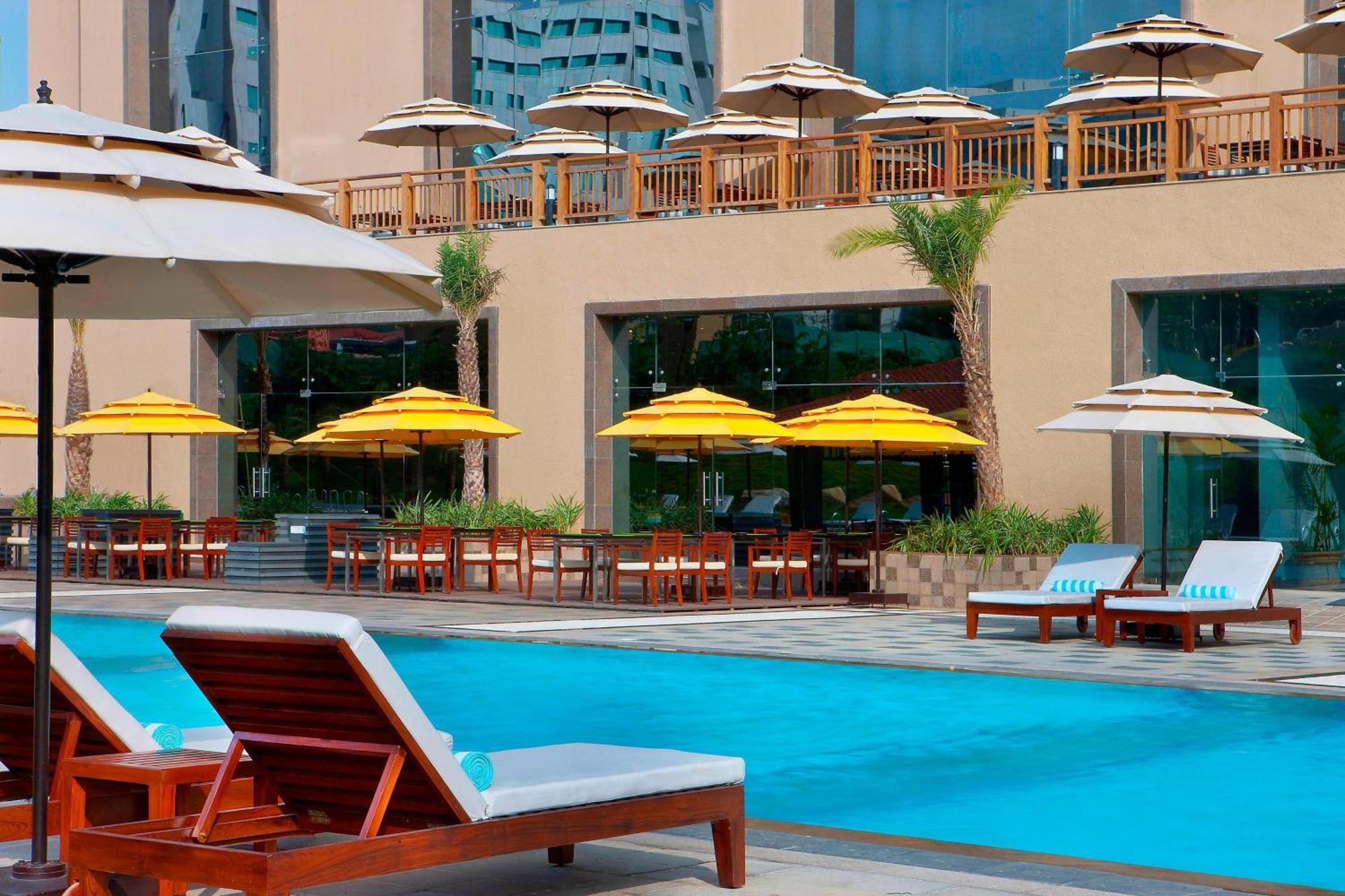 The Westin Hyderabad Mindspace Exterior foto
